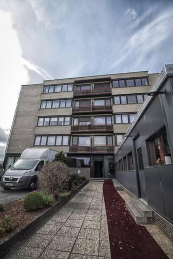 Cozy Apartment In Super Quiet Area Lanaken Exterior foto